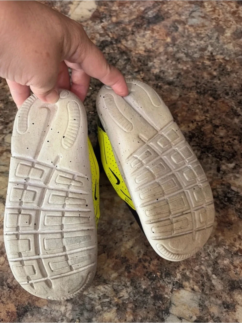 Nike Kids Black & Neon Yellow Slip-On Sneakers